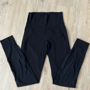 Lululemon black mesh detailed leggings- Size 6. Great condition.